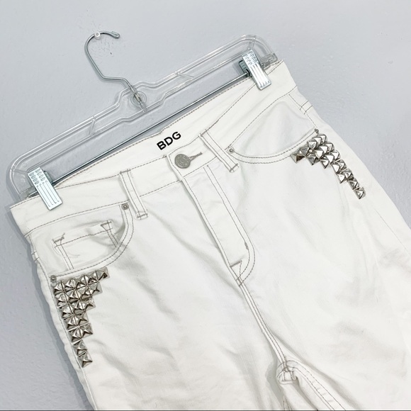 URBAN OUTFITTERS BDG High Rise Twig Studded Jeans - Picture 4 of 8